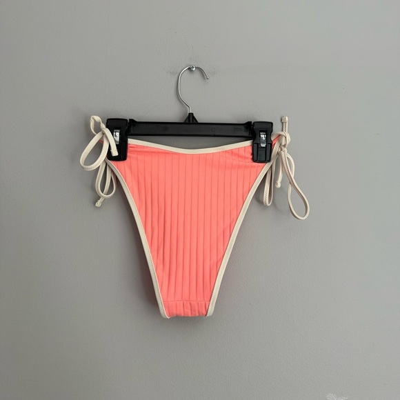 Aerie Pink and White Bikini Bottom - Picture 2 of 3